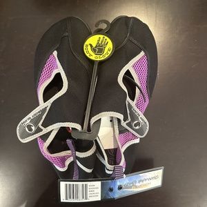 Water Shoes- Brand New with Tags- Size 10